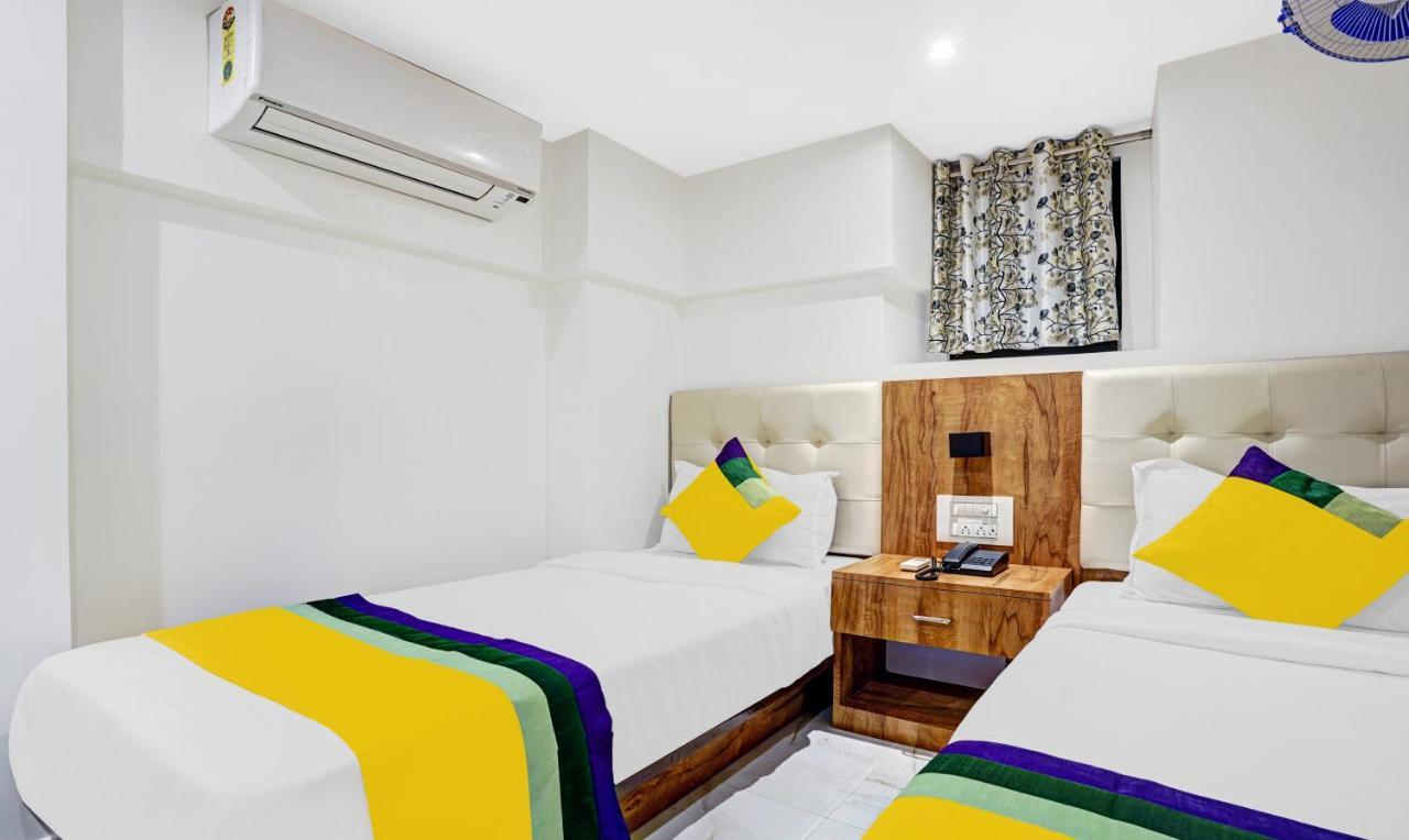 Itsy Hotels Heraa International Bombay Esterno foto