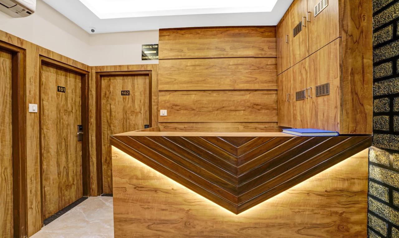 Itsy Hotels Heraa International Bombay Esterno foto