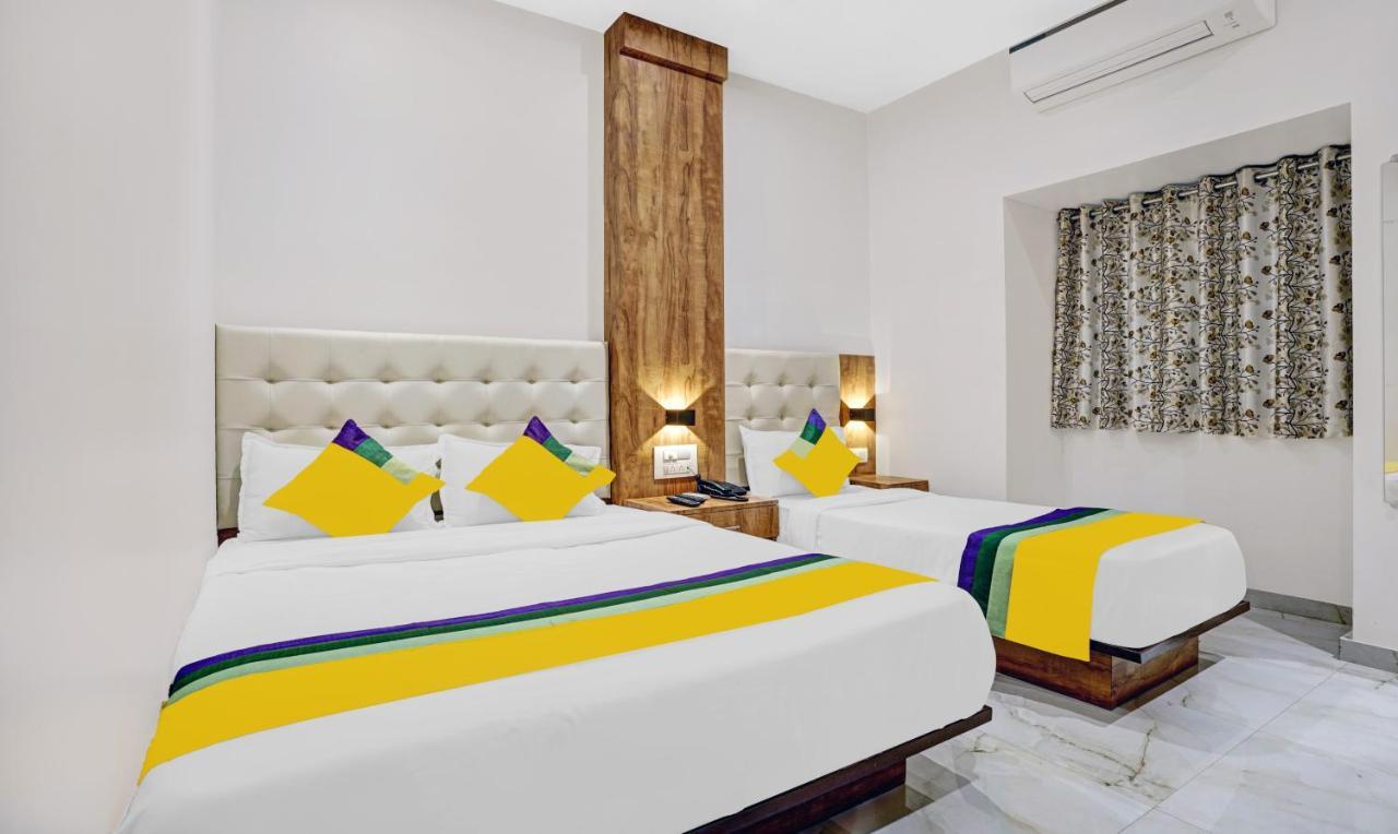 Itsy Hotels Heraa International Bombay Esterno foto