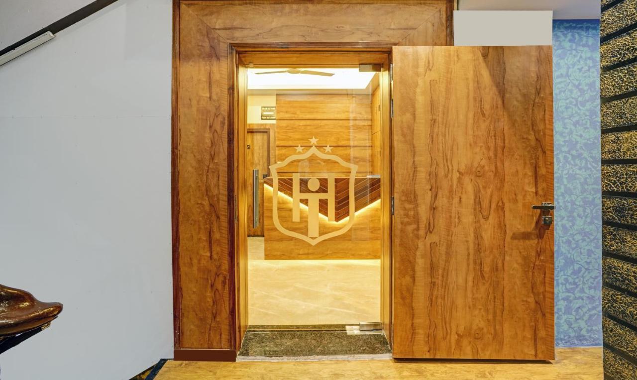 Itsy Hotels Heraa International Bombay Esterno foto